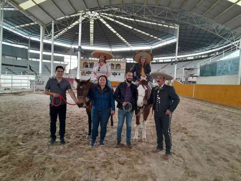 Cabalgata al Atardecer Don Jacinto