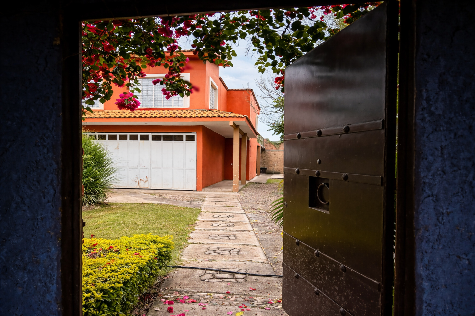 Entrada principal Villa María José